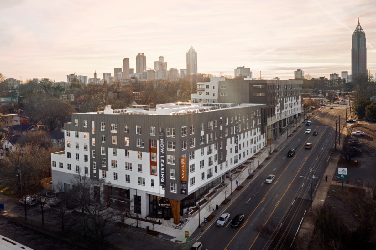 Novel O4W apartment building with Atlanta skyline